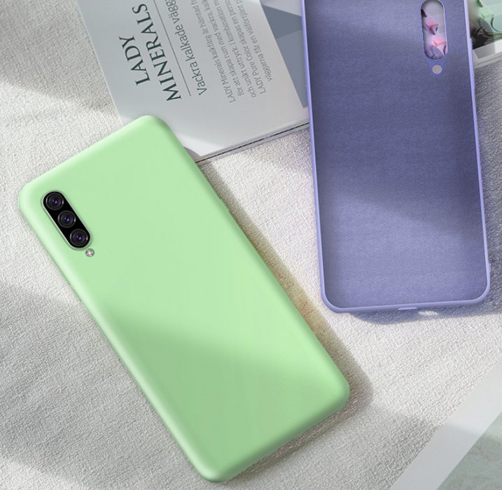 Pure color silicone phone case